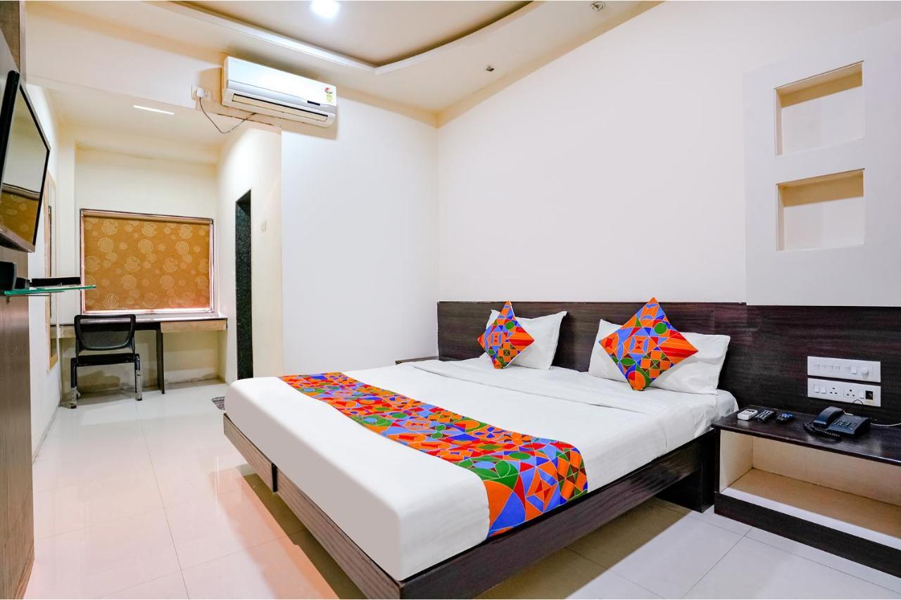 โอโย 76518 โฮเทล รีเจนท์ อิน Hotel Pimpri-Chinchwad ภายนอก รูปภาพ
