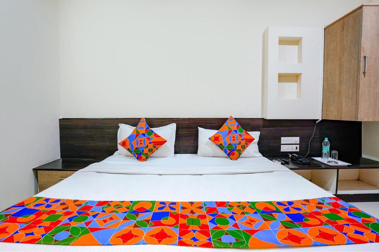 โอโย 76518 โฮเทล รีเจนท์ อิน Hotel Pimpri-Chinchwad ภายนอก รูปภาพ