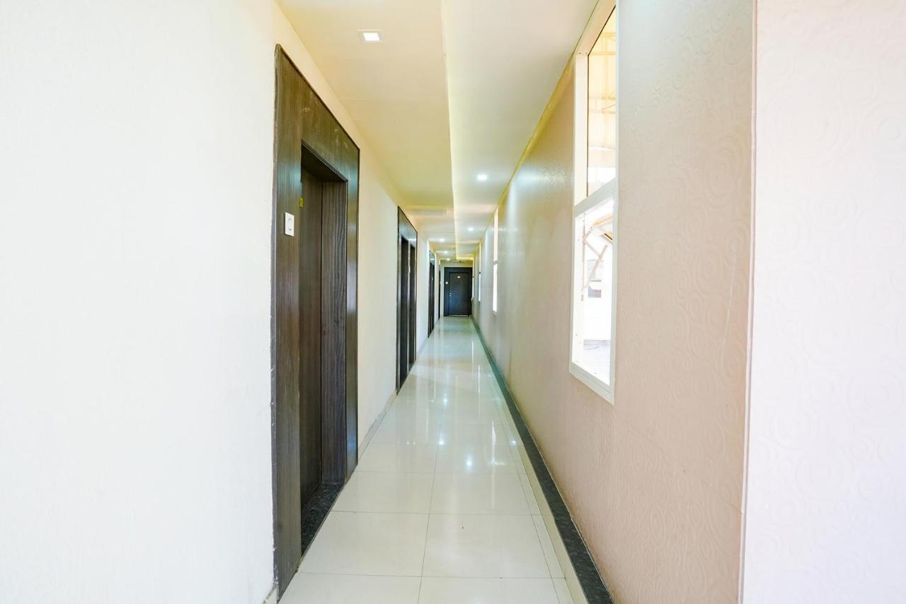 โอโย 76518 โฮเทล รีเจนท์ อิน Hotel Pimpri-Chinchwad ภายนอก รูปภาพ