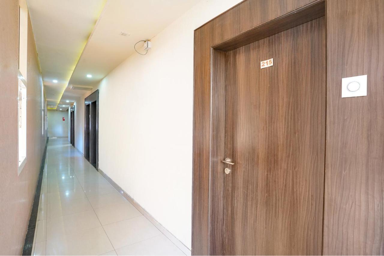 โอโย 76518 โฮเทล รีเจนท์ อิน Hotel Pimpri-Chinchwad ภายนอก รูปภาพ